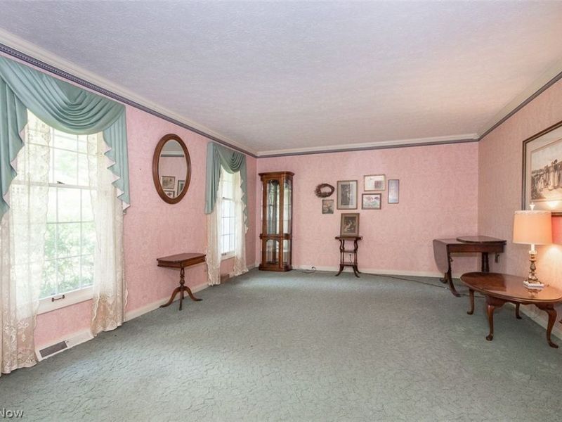 218 Wintergreen Hill Drive, Painesville Township, OH 44077 Photo 6