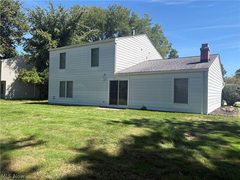 6024 Christman Drive, North Olmsted, OH 44070 Photo 2