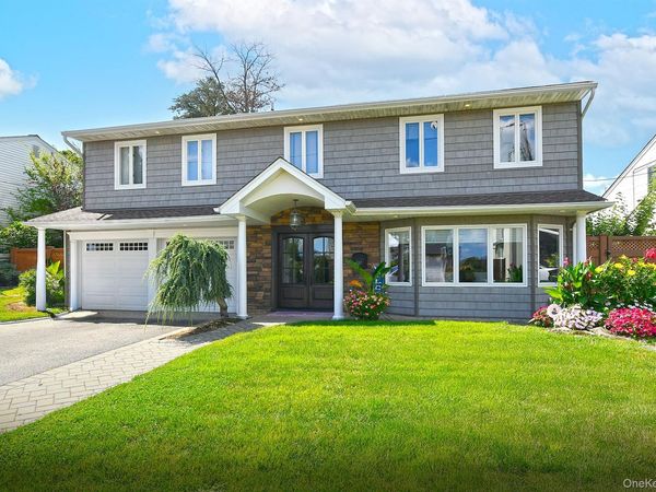 3142 Wynsum Avenue, Merrick, NY 11566
