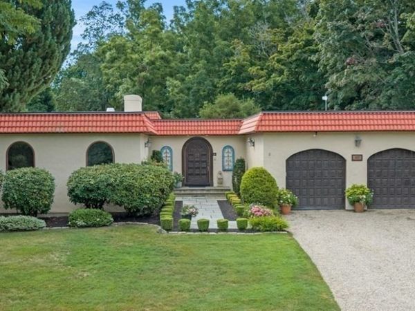 37 Phillips Beach Ave, Swampscott, MA 01907