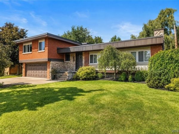 71 Brookedge Drive , Buffalo, NY 14221