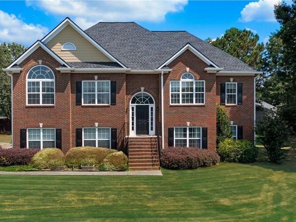 21 Prestwick Loop NW, Cartersville, GA 30120