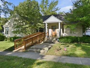 809 HIGHLAND Avenue, RED OAK, IA 51566