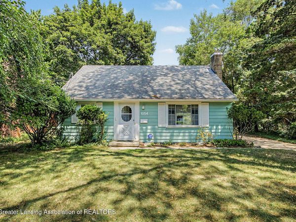 1054 Marigold Avenue, East Lansing, MI 48823