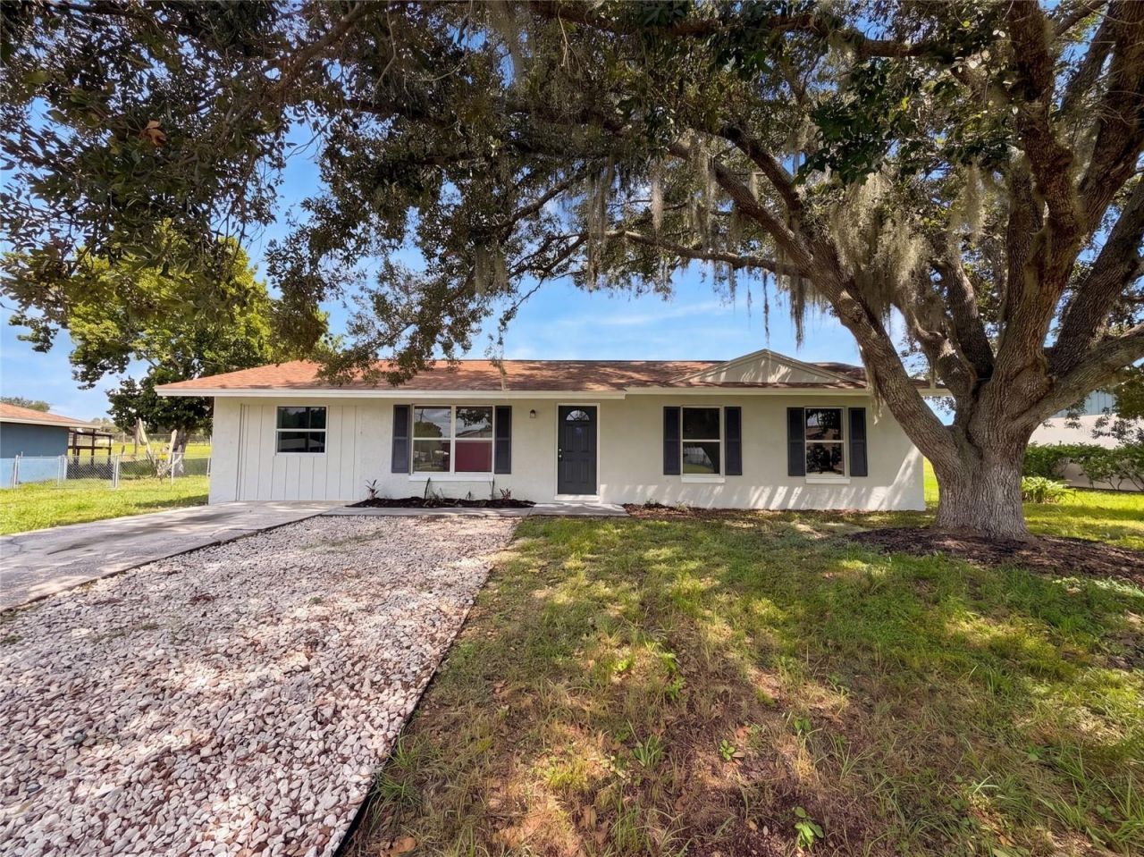 1262 Padgett Circle, Lady Lake, FL 32159 Photo