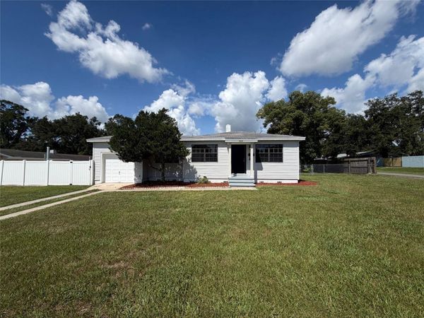 3225 CLEVELAND HEIGHTS BOULEVARD , LAKELAND, FL 33803