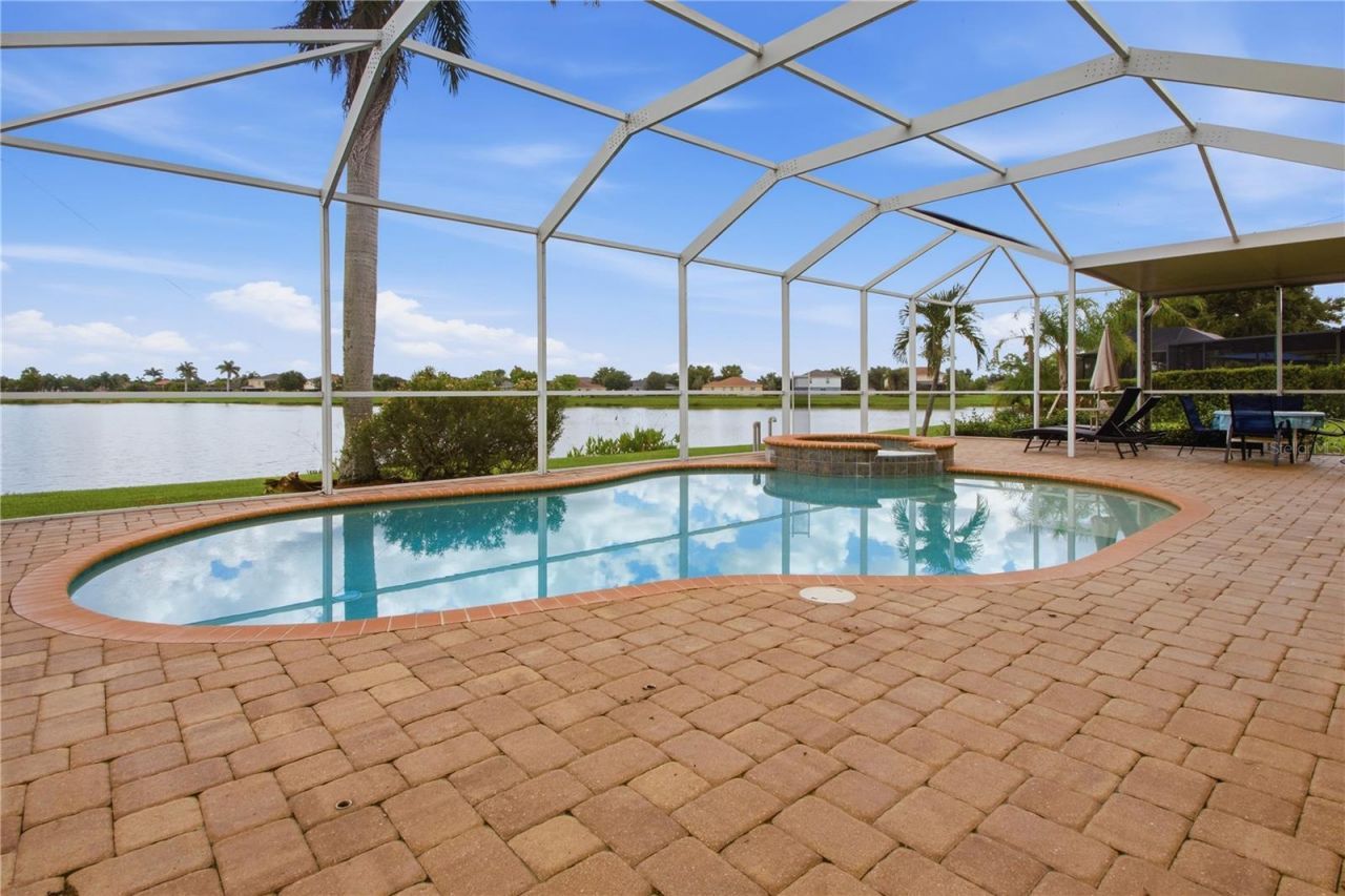 5321 Sandy Shell Drive, Apollo Beach, FL 33572 Photo