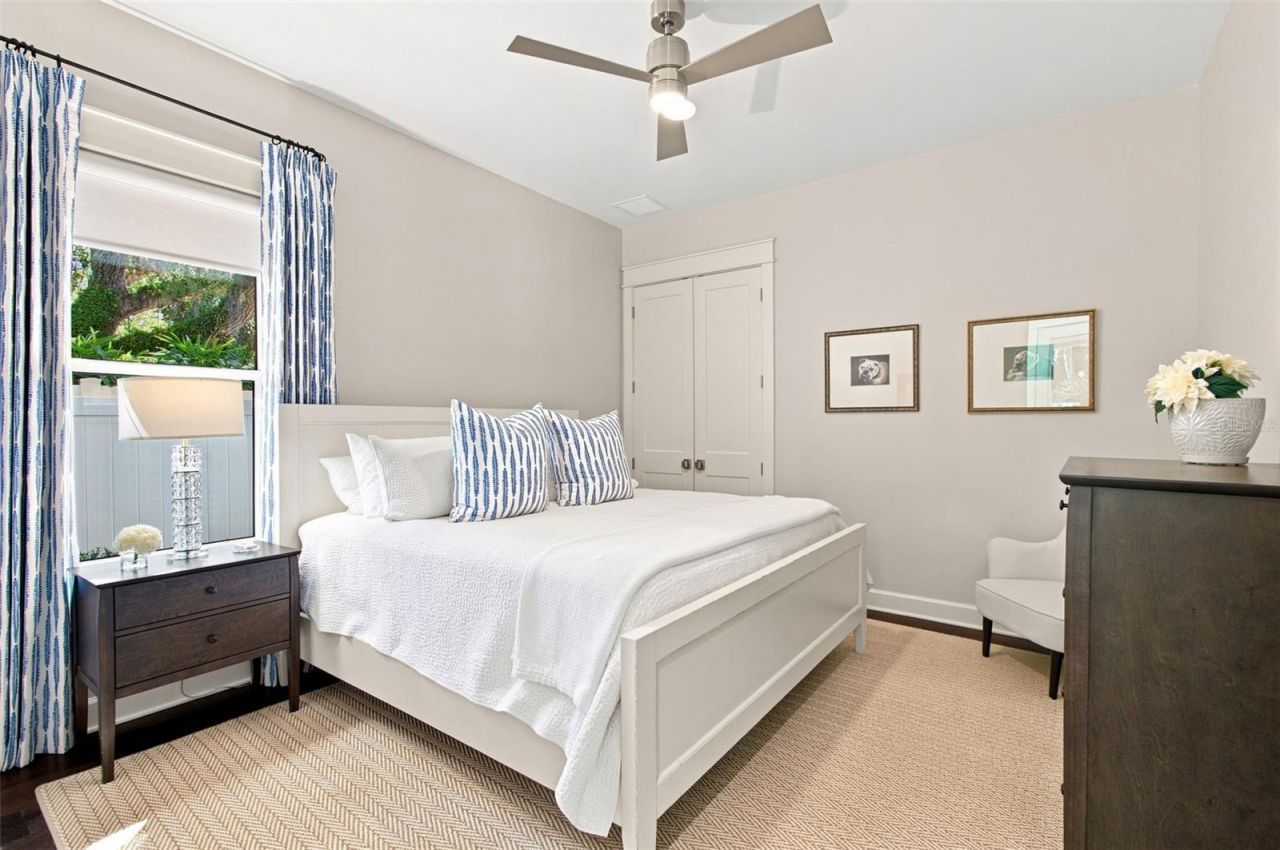 3103 W Hawthorne Road, Tampa, FL 33611 Photo