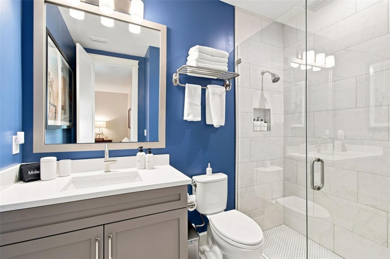 3103 W Hawthorne Road, Tampa, FL 33611 Photo