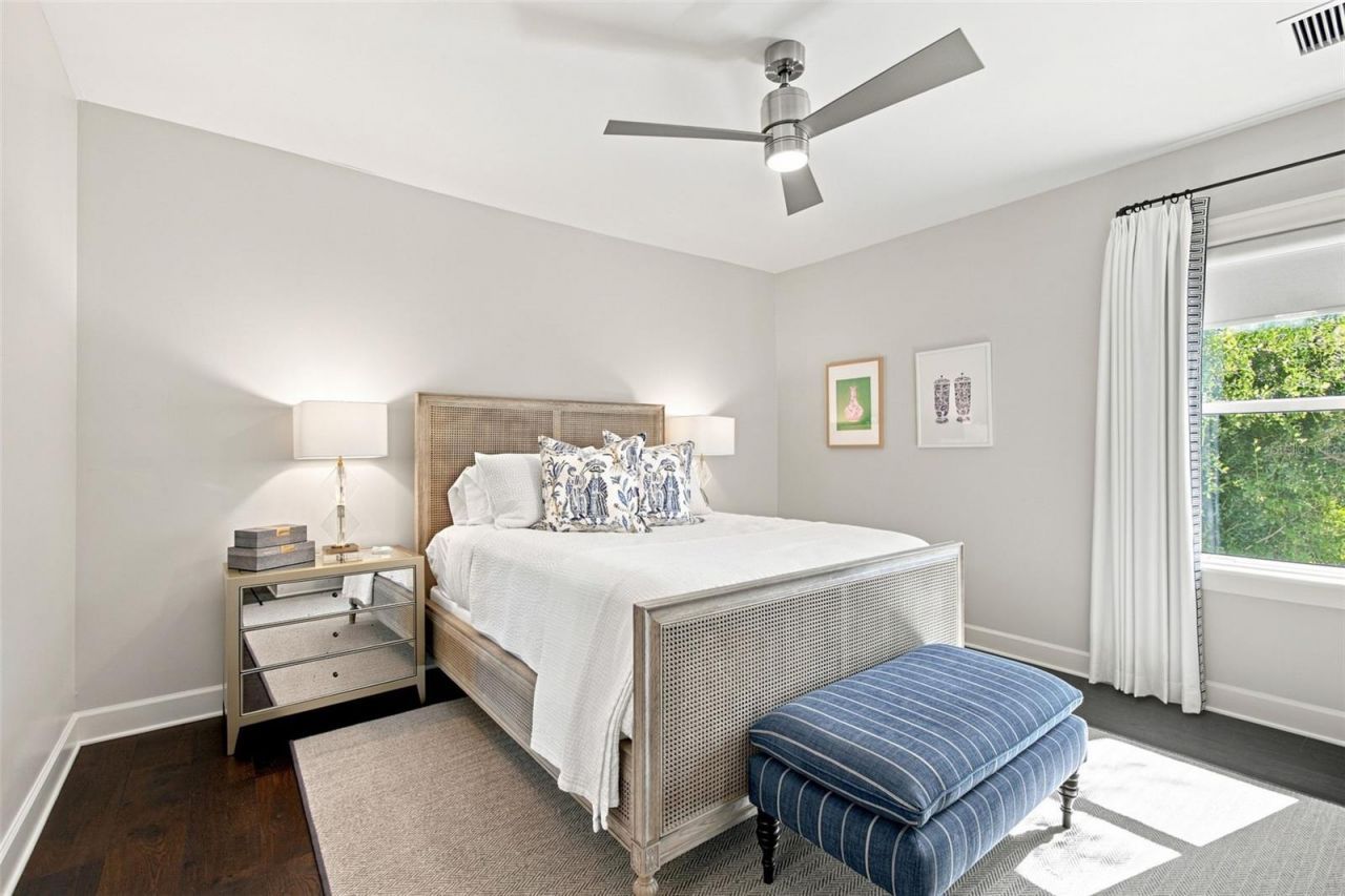 3103 W Hawthorne Road, Tampa, FL 33611 Photo