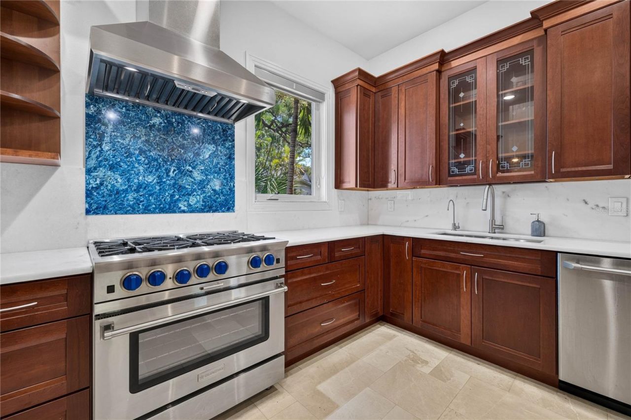 1766 Bayou Grande Boulevard Ne, Saint Petersburg, FL 33703 Photo