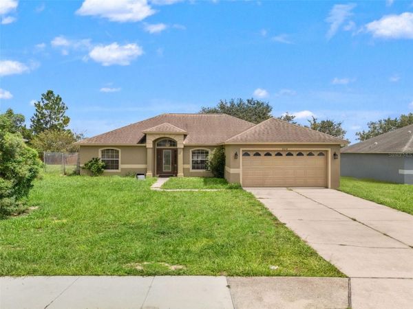 8014 CARDINAL WINDS LANE , MASCOTTE, FL 34753