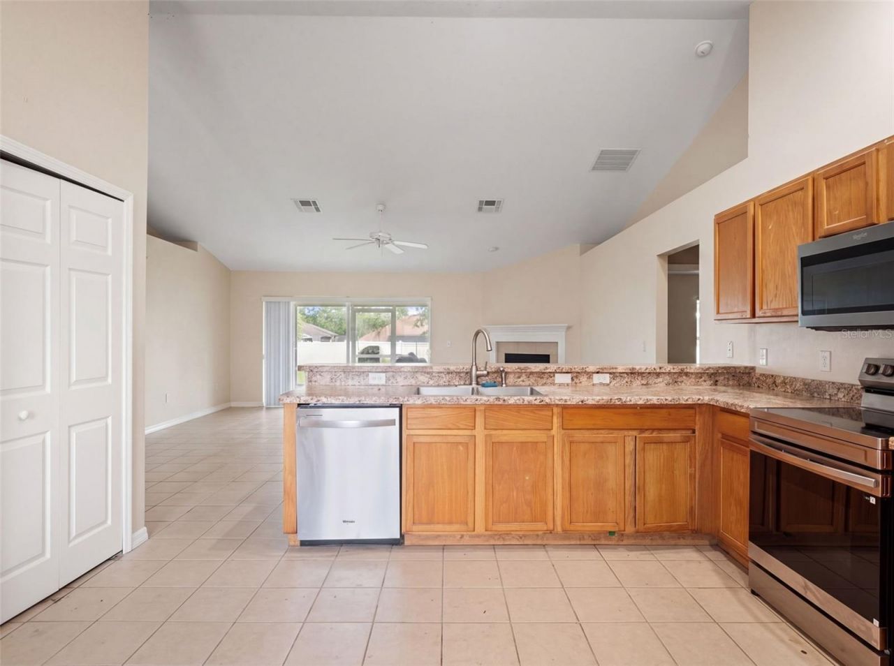 8014 Cardinal Winds Lane , Mascotte, FL 34753 Photo