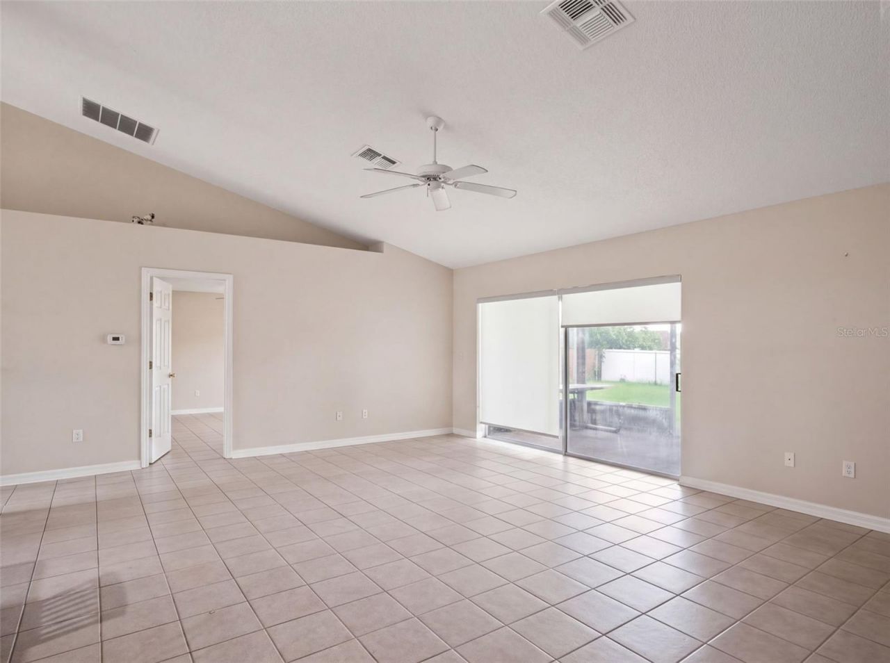 8014 Cardinal Winds Lane , Mascotte, FL 34753 Photo