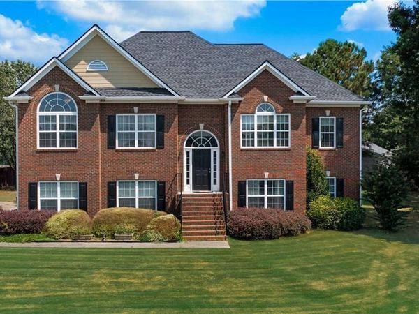 21 Prestwick Loop NW, Cartersville, GA 30120