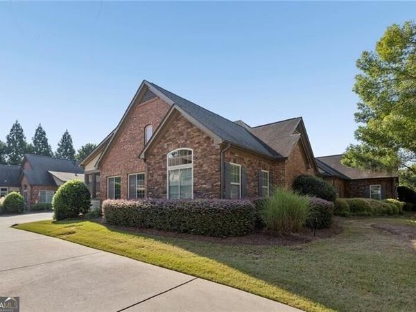 120 Chastain Road NW, Unit 1108, Kennesaw, GA 30144