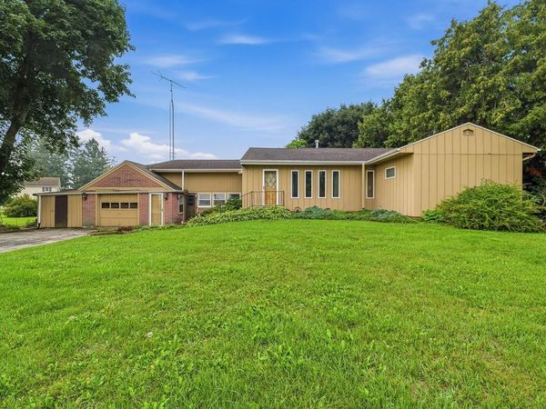 N8448 County Road Ww, Mount Calvary, WI 53057