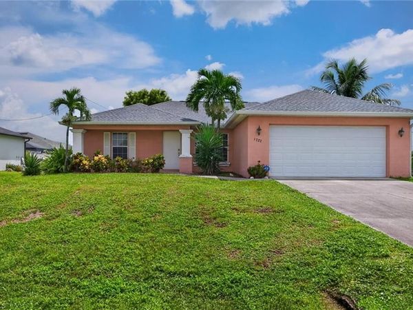 1722 NE 11th ST , CAPE CORAL, FL 33909