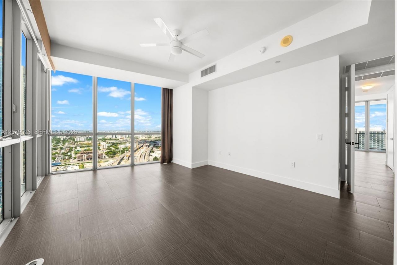 1100 Biscayne Blvd , Unit 3805, Miami, FL 33132 Photo
