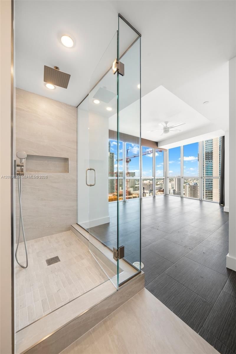 1100 Biscayne Blvd , Unit 3805, Miami, FL 33132 Photo
