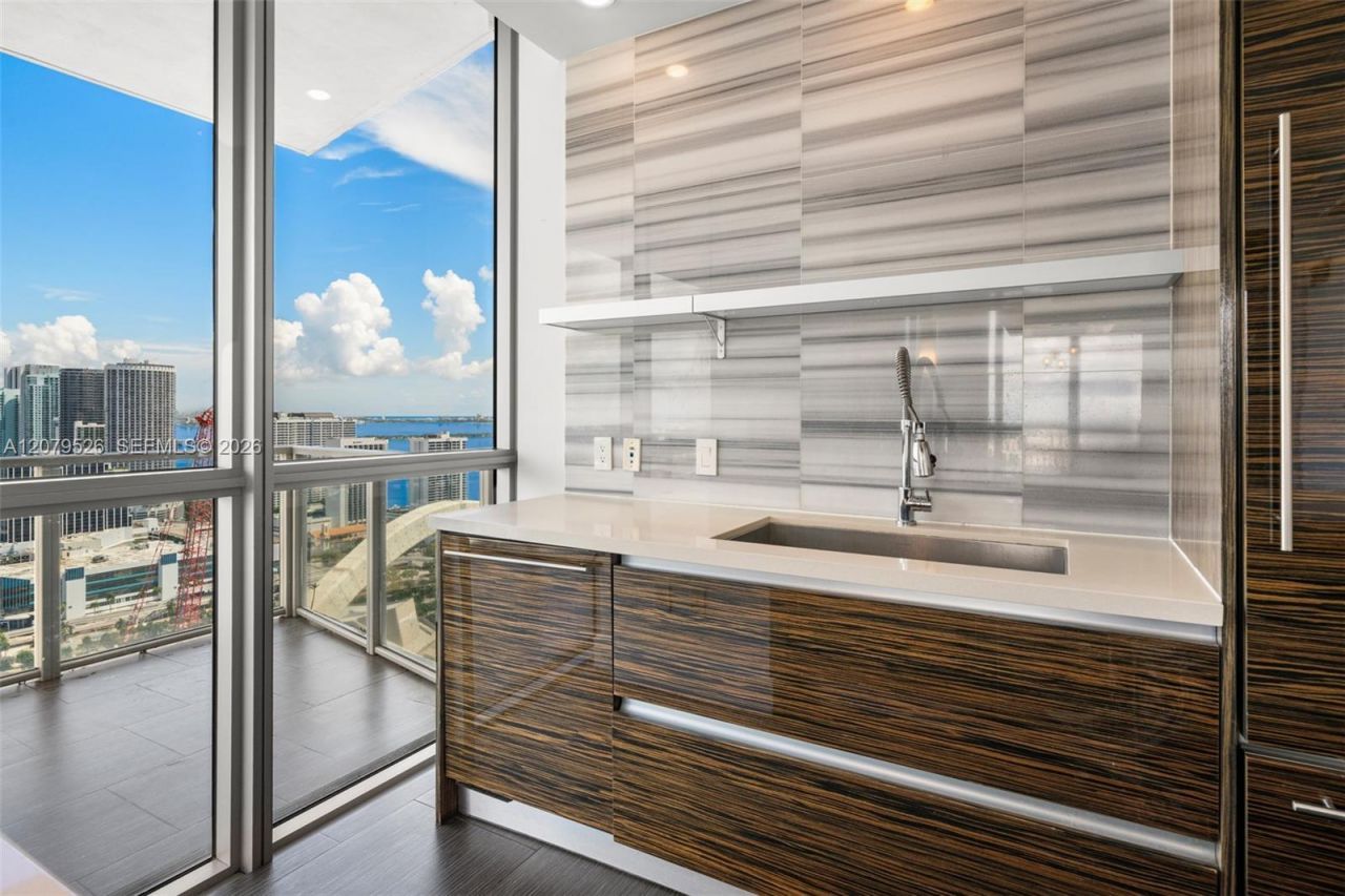1100 Biscayne Blvd , Unit 3805, Miami, FL 33132 Photo