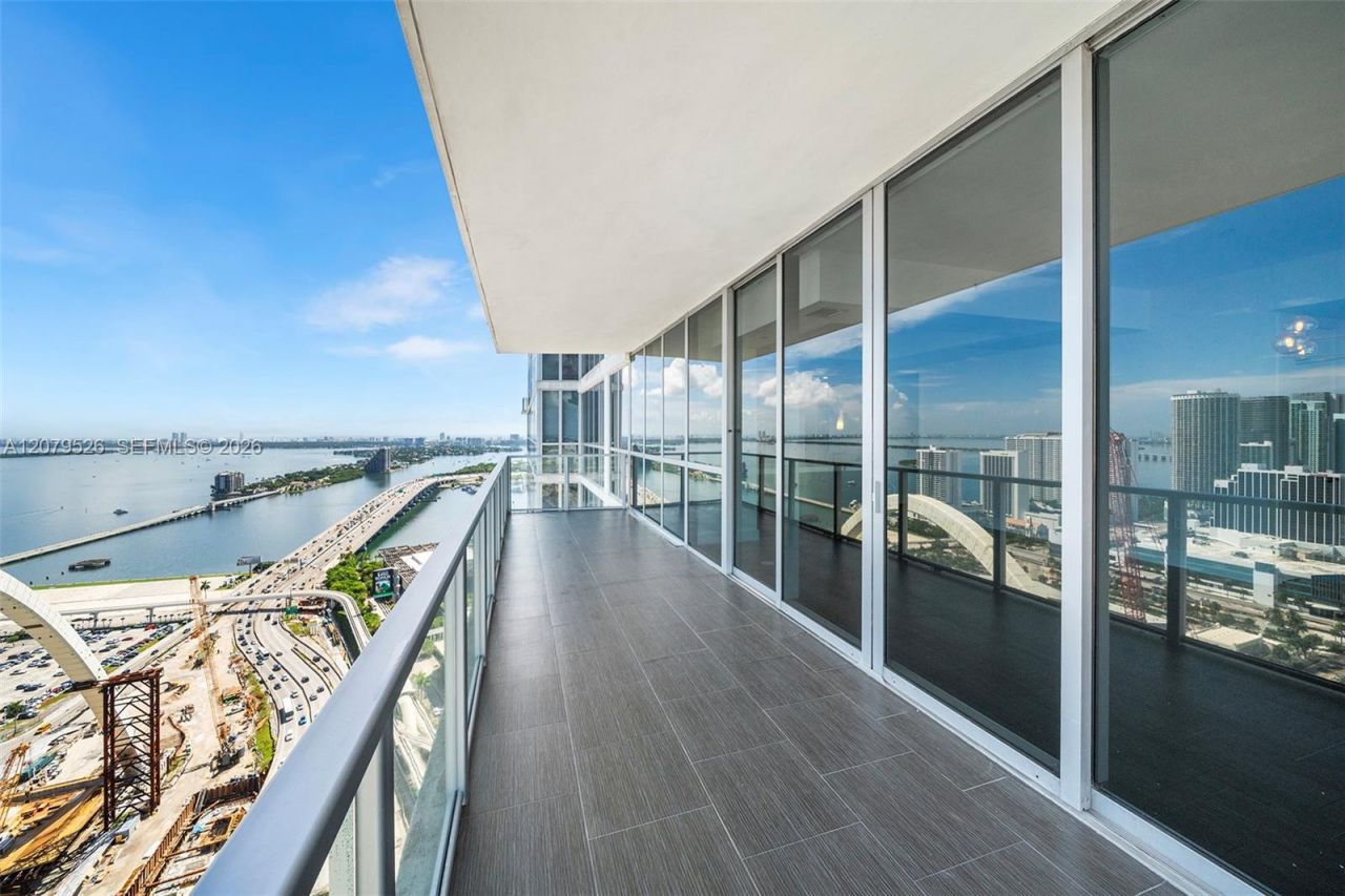 1100 Biscayne Blvd , Unit 3805, Miami, FL 33132 Photo