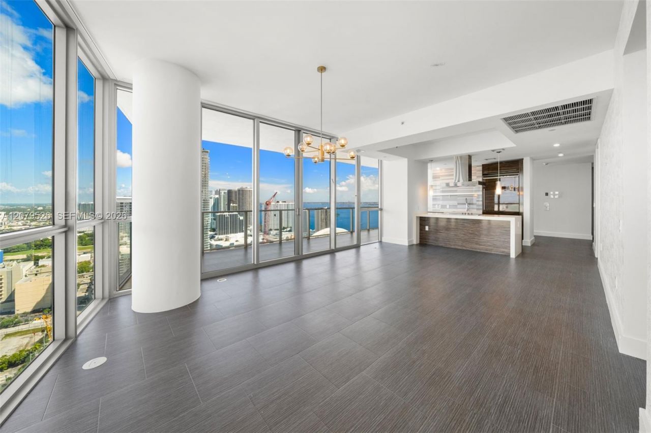 1100 Biscayne Blvd , Unit 3805, Miami, FL 33132 Photo