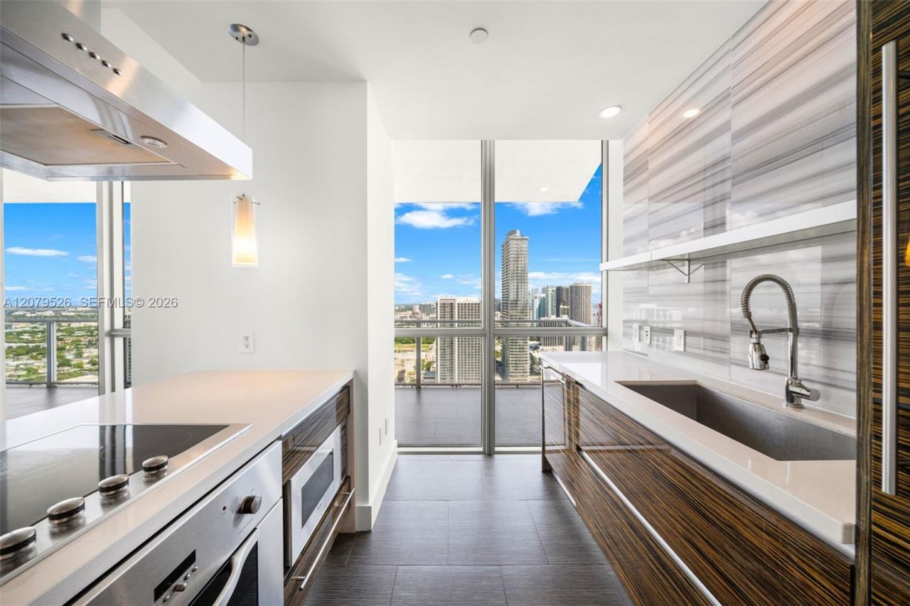 1100 Biscayne Blvd , Unit 3805, Miami, FL 33132 Photo