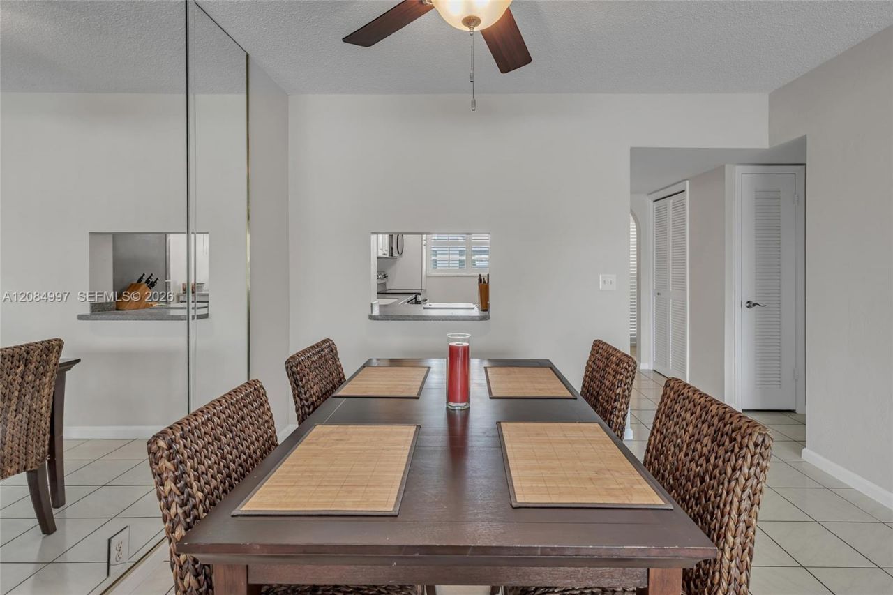 20 Yacht Club Dr, Unit 103, North Palm Beach, FL 33408 Photo