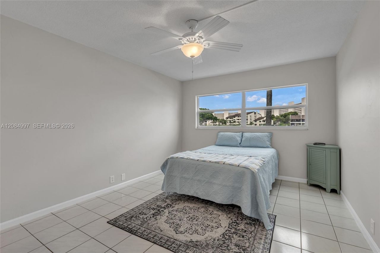 20 Yacht Club Dr, Unit 103, North Palm Beach, FL 33408 Photo