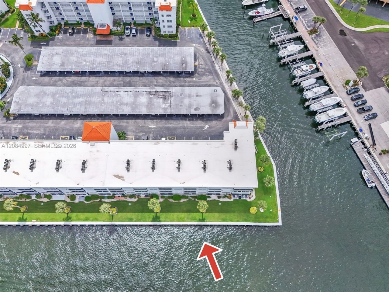 20 Yacht Club Dr, Unit 103, North Palm Beach, FL 33408 Photo