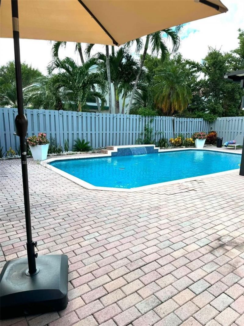 4827 SW 34th Ave, Hollywood, FL 33312 Photo