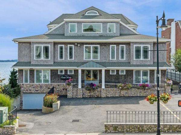 225 Humphrey Street, Unit 8, Swampscott, MA 01907