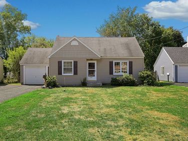 7187 Willow Road , Syracuse, NY 13212