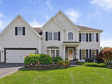 23 Dickinson Crossing , Fairport, NY 14450