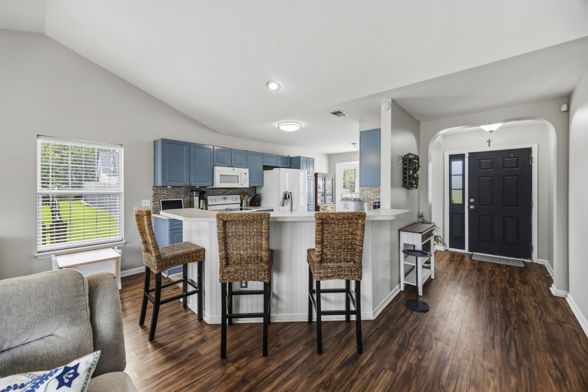 531 Ivy Circle Photo 10