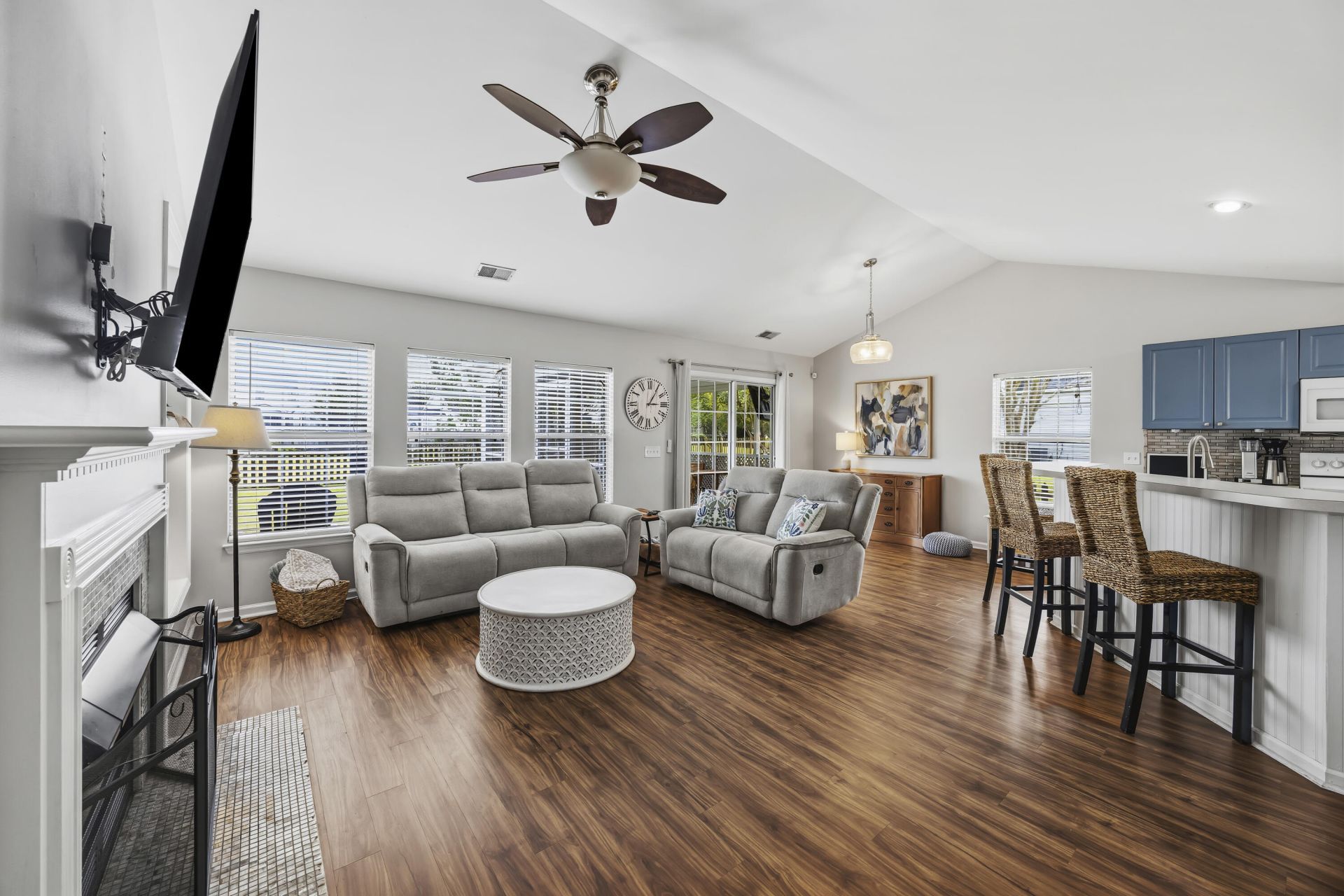 531 Ivy Circle Photo 15