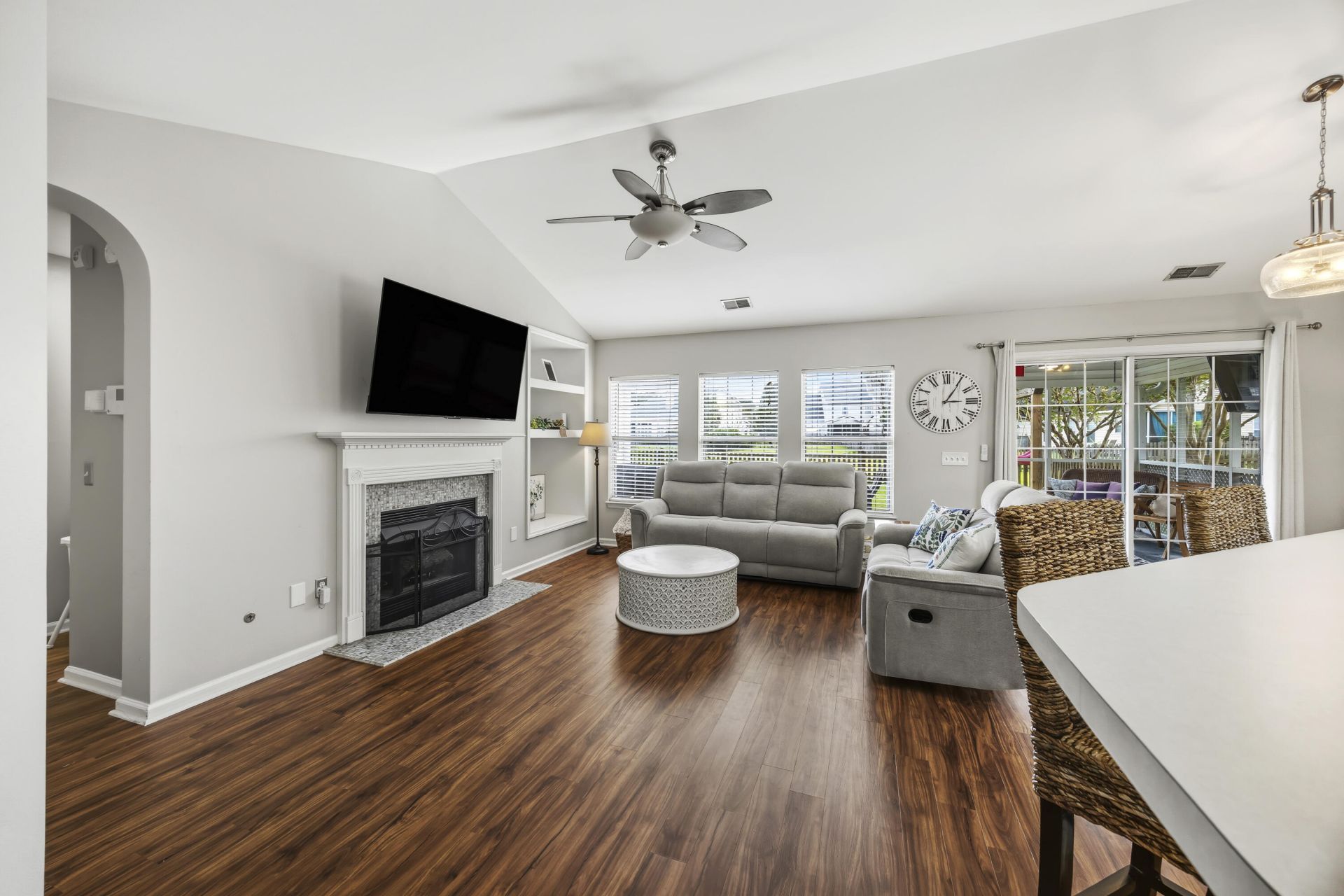 531 Ivy Circle Photo 16