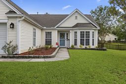 531 Ivy Circle photo 4
