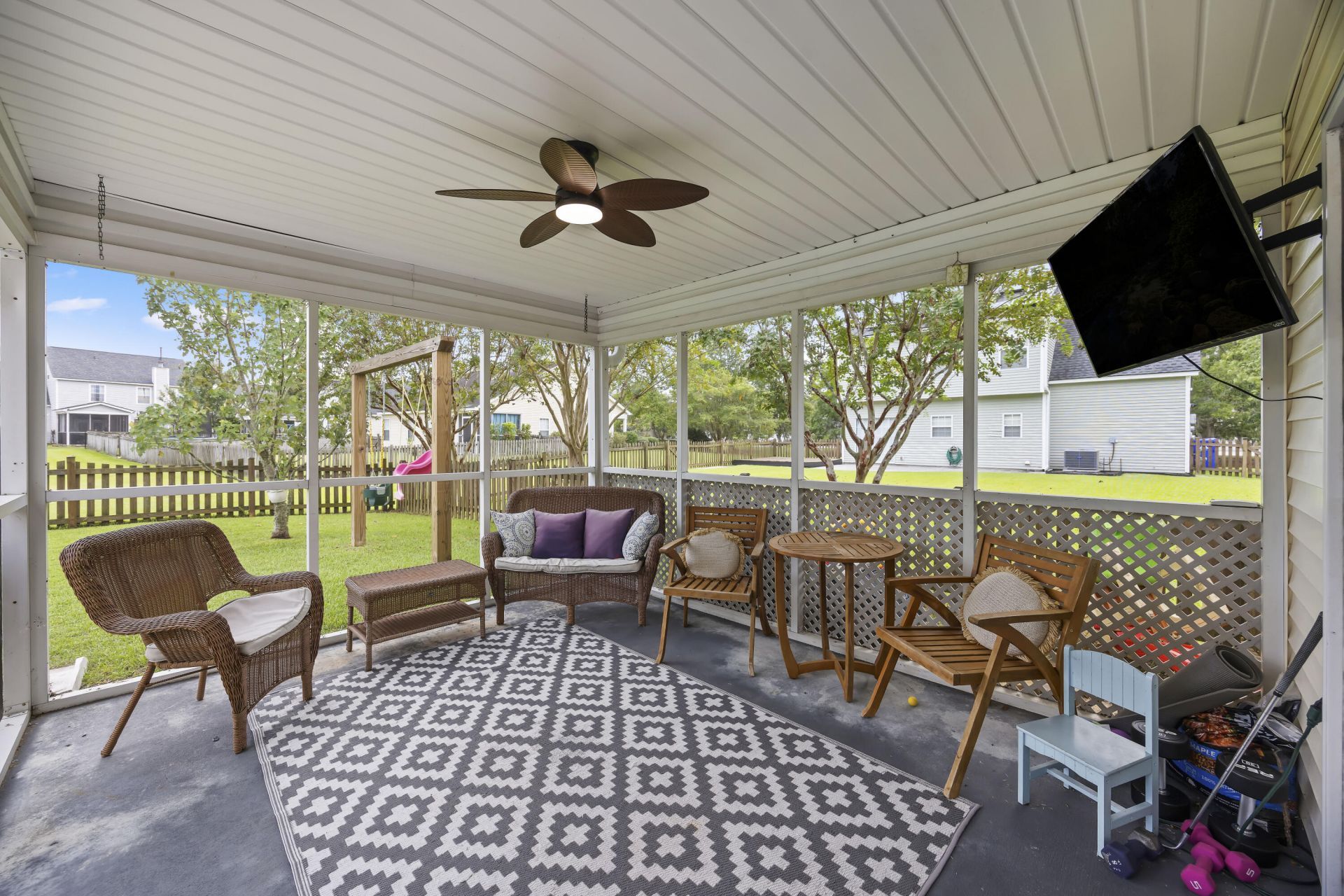 531 Ivy Circle Photo 29