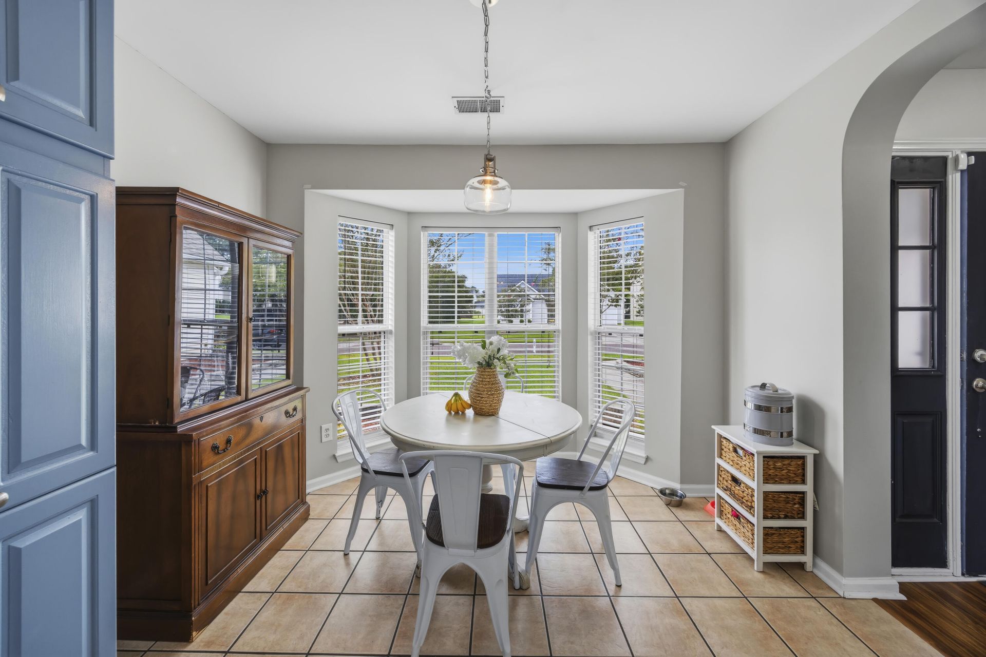 531 Ivy Circle Photo 6