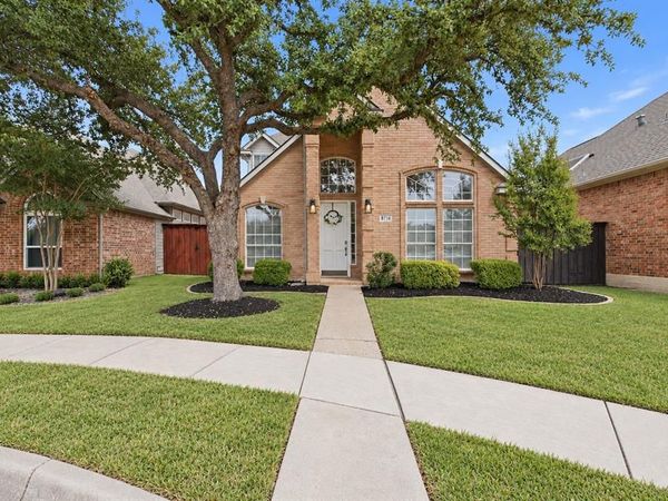 8716 Falls Road, Irving, TX 75063