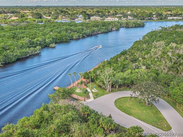 911 SW South River Drive , Unit 107, Stuart, FL 34997