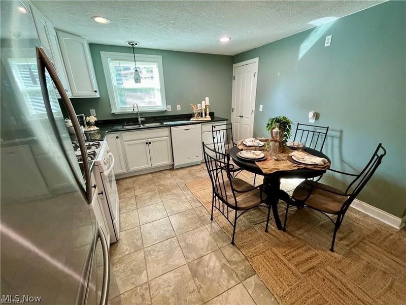627 Poland Avenue, Struthers, OH 44471 Photo 9