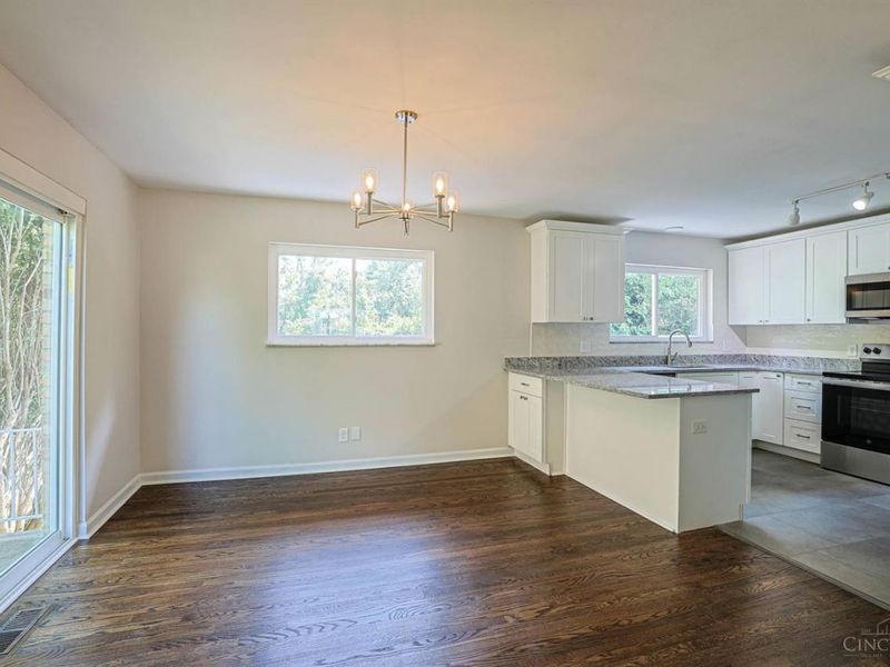 2079 Arrowood Place, Springfield Township, OH 45231 Photo 14