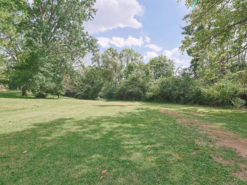 2079 Arrowood Place, Springfield Township, OH 45231 Photo 34