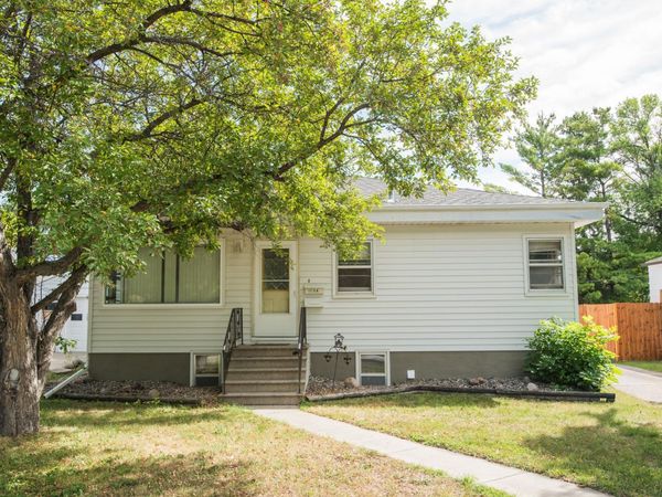 614 16th Street N, Moorhead, MN 56560