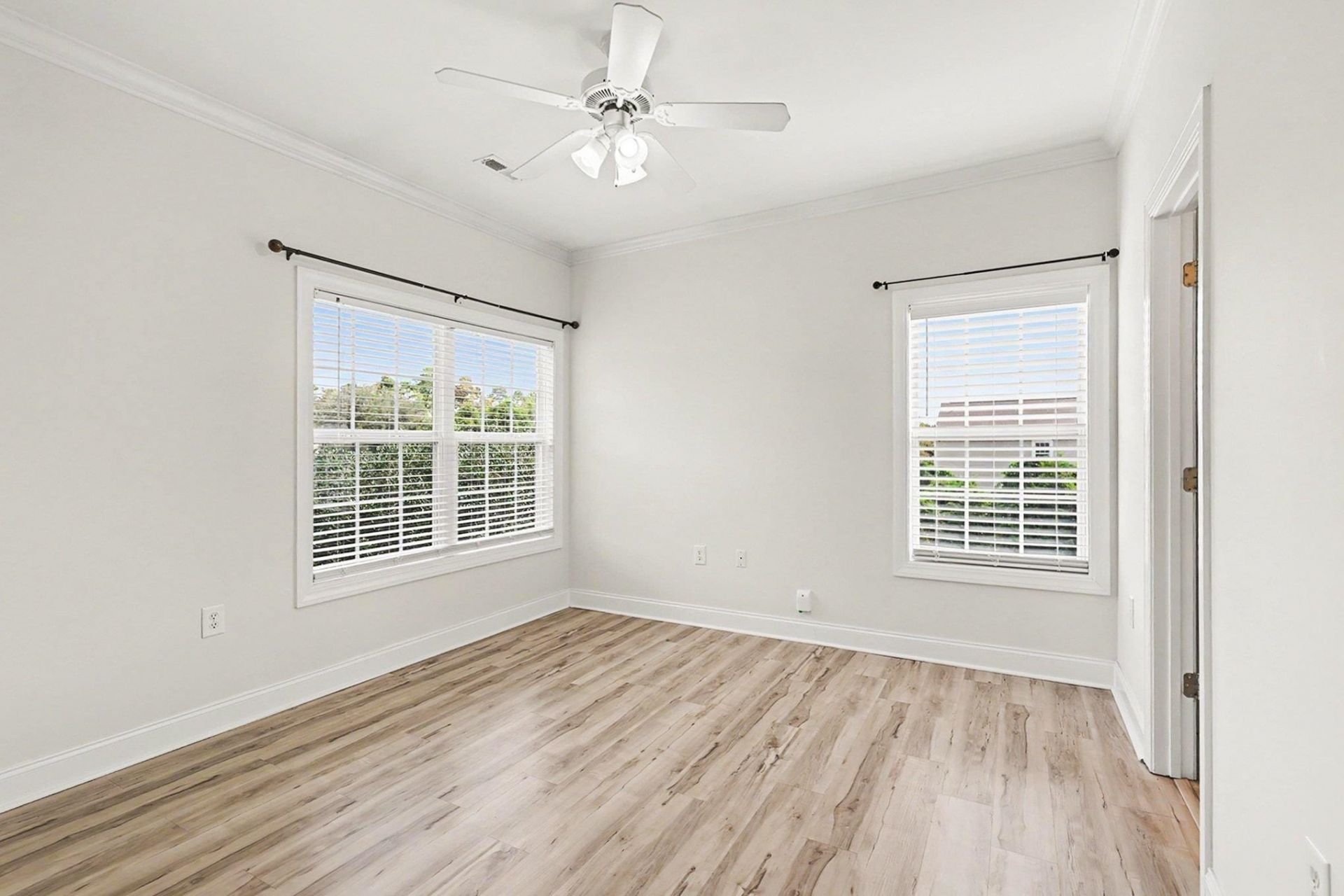 2005 Silver Crest Dr. Photo 15
