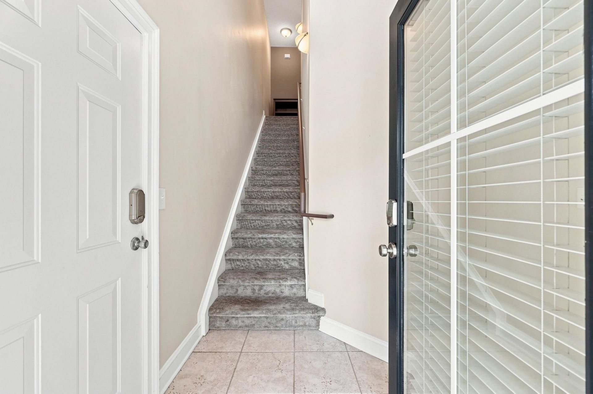 2450 Marsh Glen Dr. Photo 5
