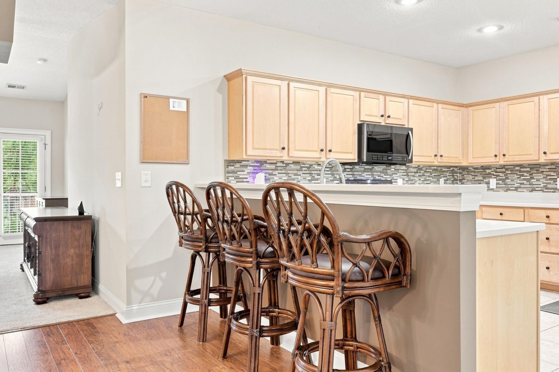 2450 Marsh Glen Dr. Photo 8